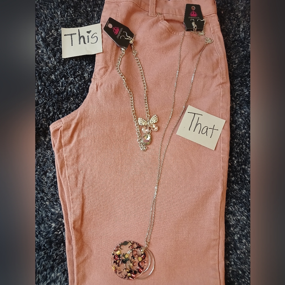 5/$25 Gloria Vanderbilt Mauve Jeans Rebecca Style Size 14 - Picture 2 of 3